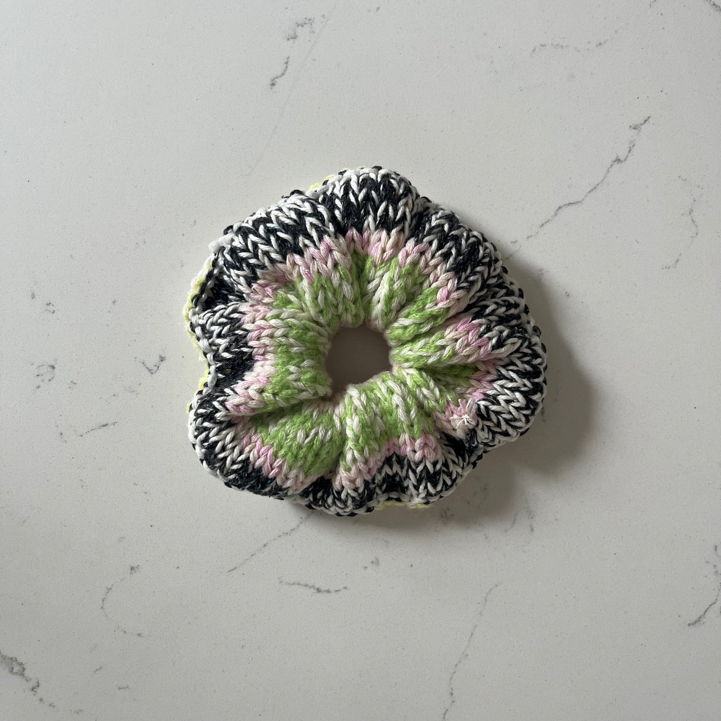 MELTY MINT SCRUNCHIE