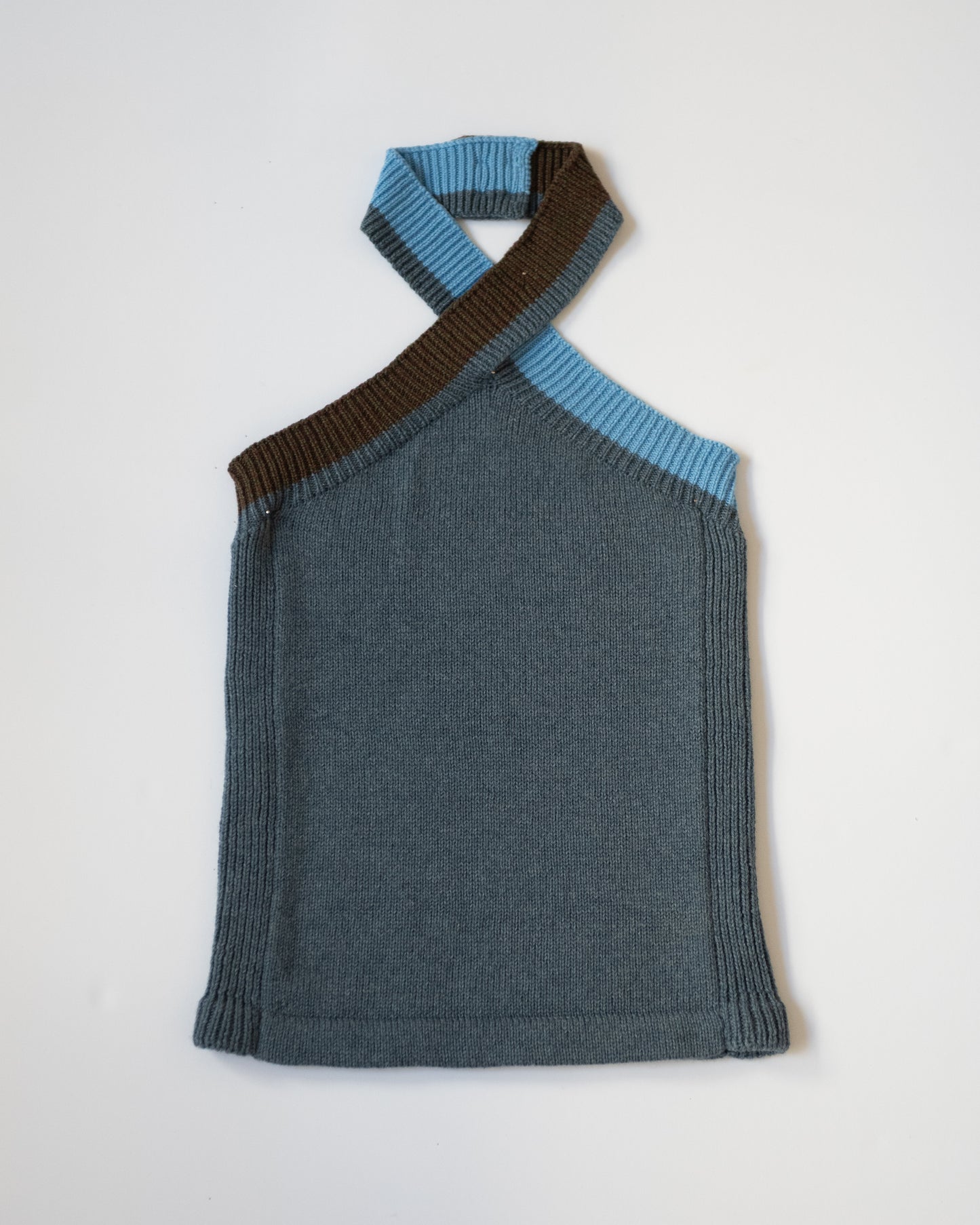 SPORTY HALTER