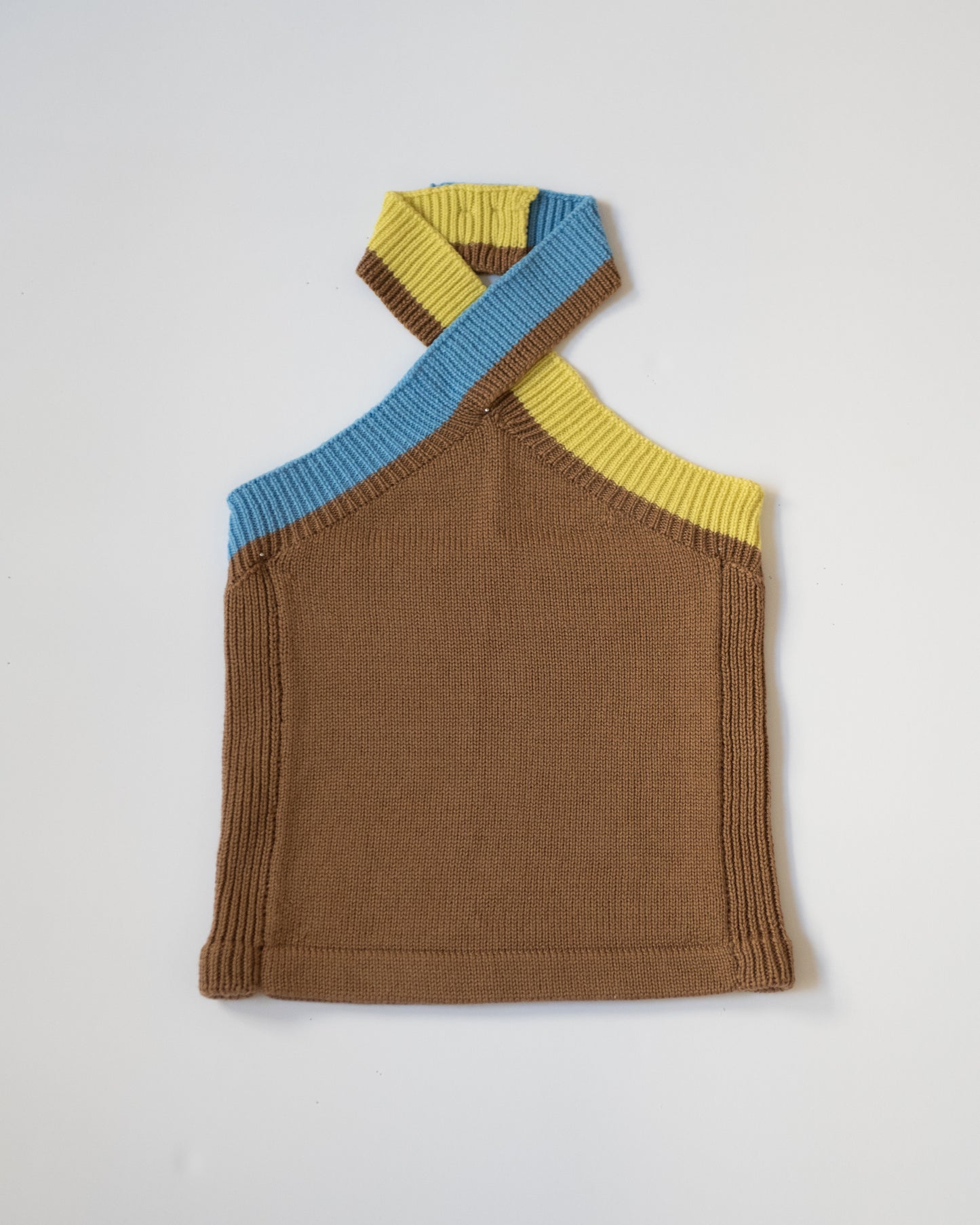 SPORTY HALTER